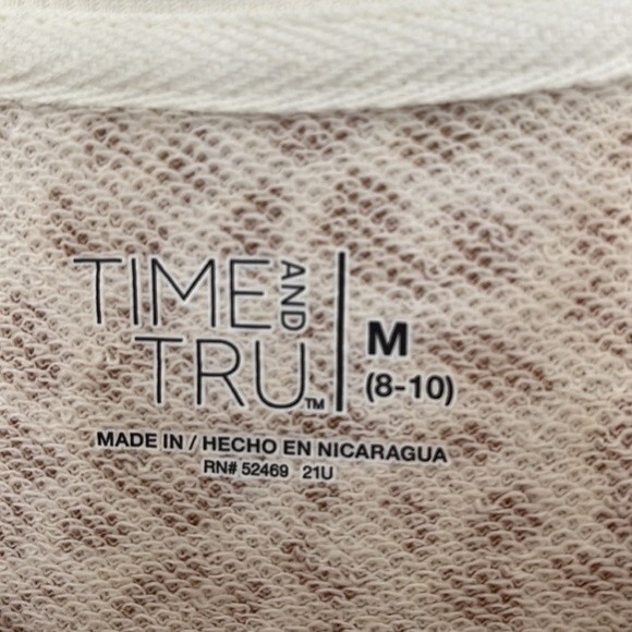 Time and Tru Woman’s Leopard Animal Print Sweatshirt NWT - Picture 5 of 10